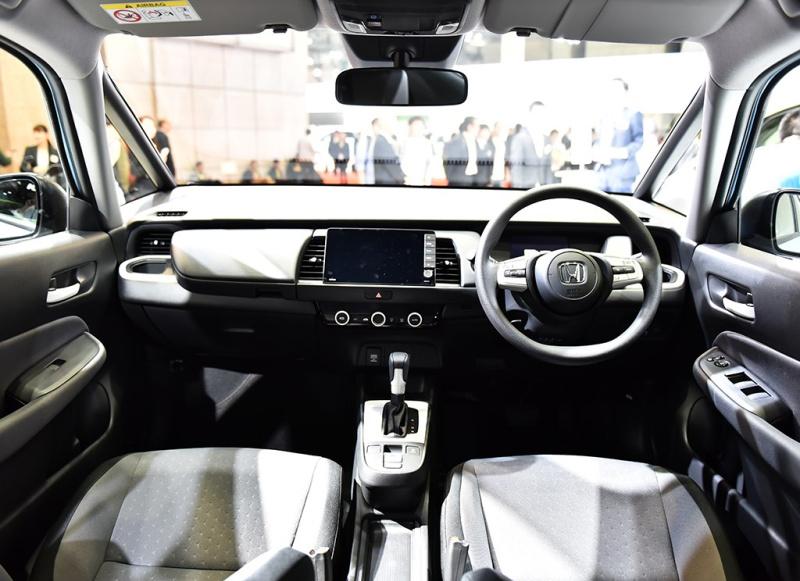 飛度車型推動(dòng)可能性探討，能否手動(dòng)推動(dòng)飛度？