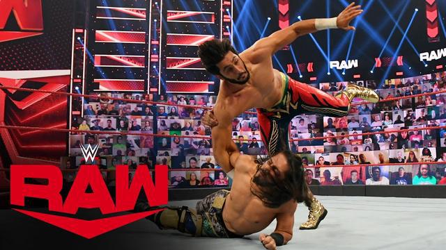 WWE最新消息，熱血激戰(zhàn)再度升級，精彩對決不斷呈現(xiàn)！