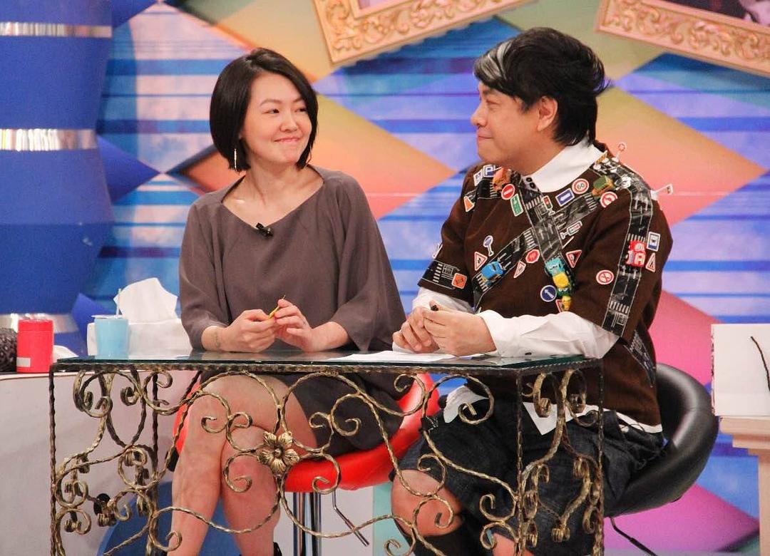 小S最新節(jié)目，展現(xiàn)多元魅力的舞臺風(fēng)采