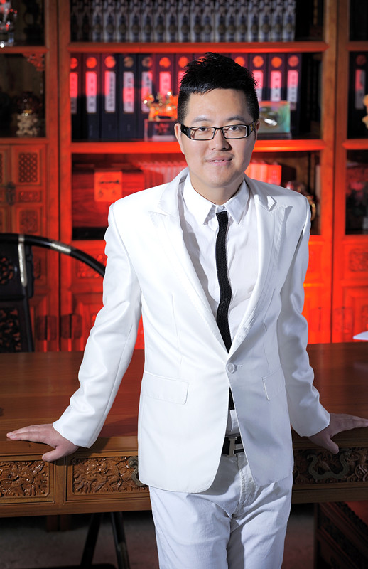劉亞舟是什么人物啊簡介,深入探討方案策略_BHY49.760時尚版